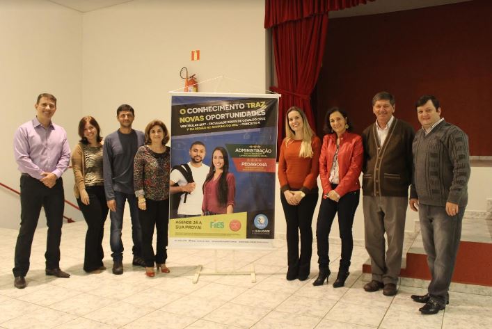 Faculdade Reges de Osvaldo Cruz inicia a Campanha para o Vestibular 2017
