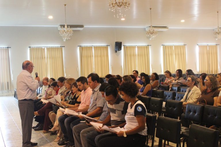 Faculdades Reges de Osvaldo Cruz realiza palestra com o tema “Gestão da Educação Municipal e a Utilização dos Recursos do FUNDEB”